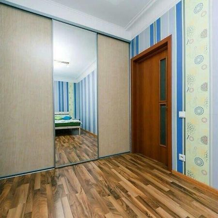 Apartamento Борщаговская 202 Шулявская, Космополит, Большевик, Дк Росток, Спорт Комплекс Венето Kiev Exterior foto